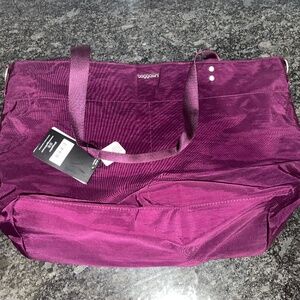 Baggallini Large Carryall Tote Bag Mulberry (purple) New